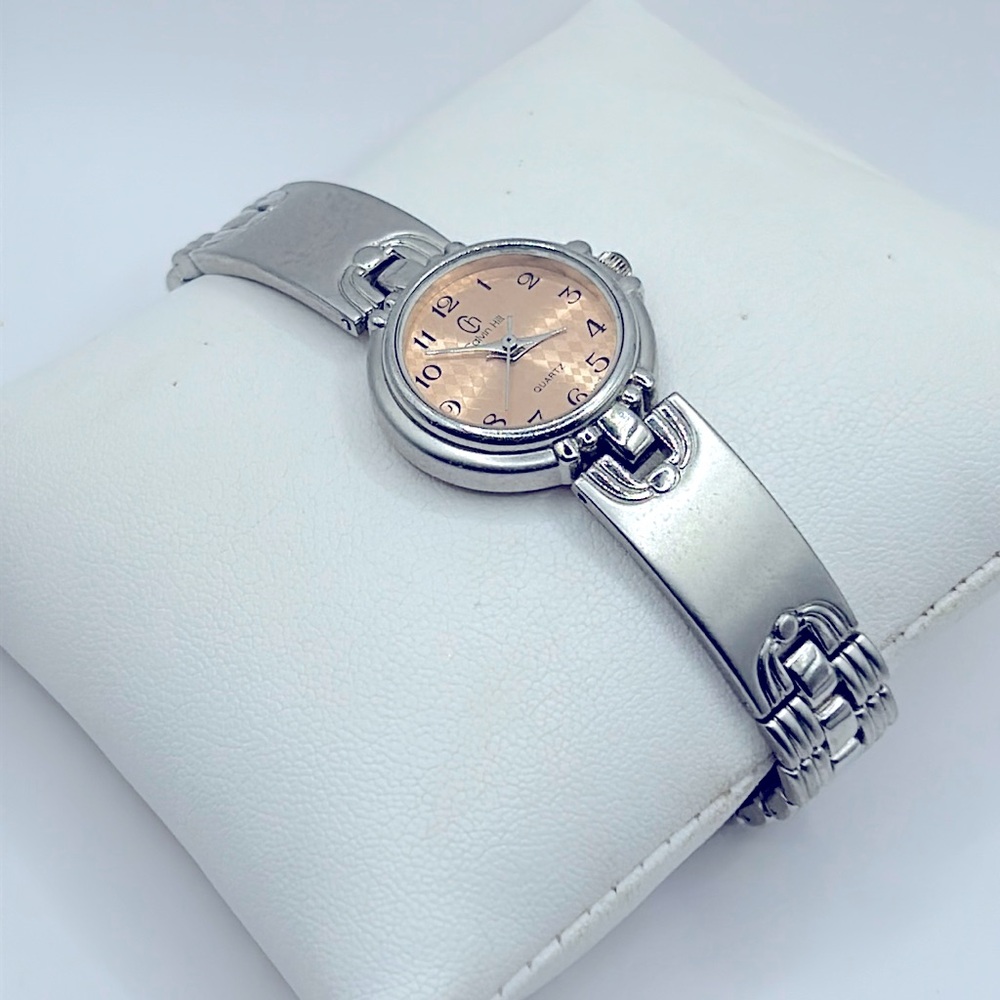 Working! Ladies Calvin Hill Dainty Minimalist Watch